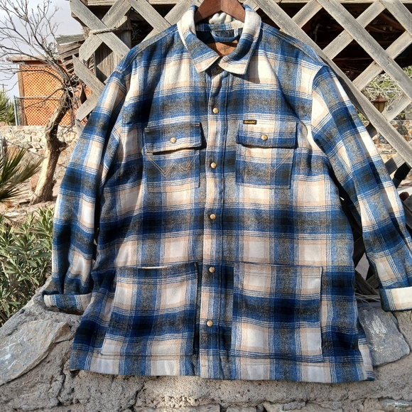 Wrangler Ranch Chore Jacket - Picture 2 of 8